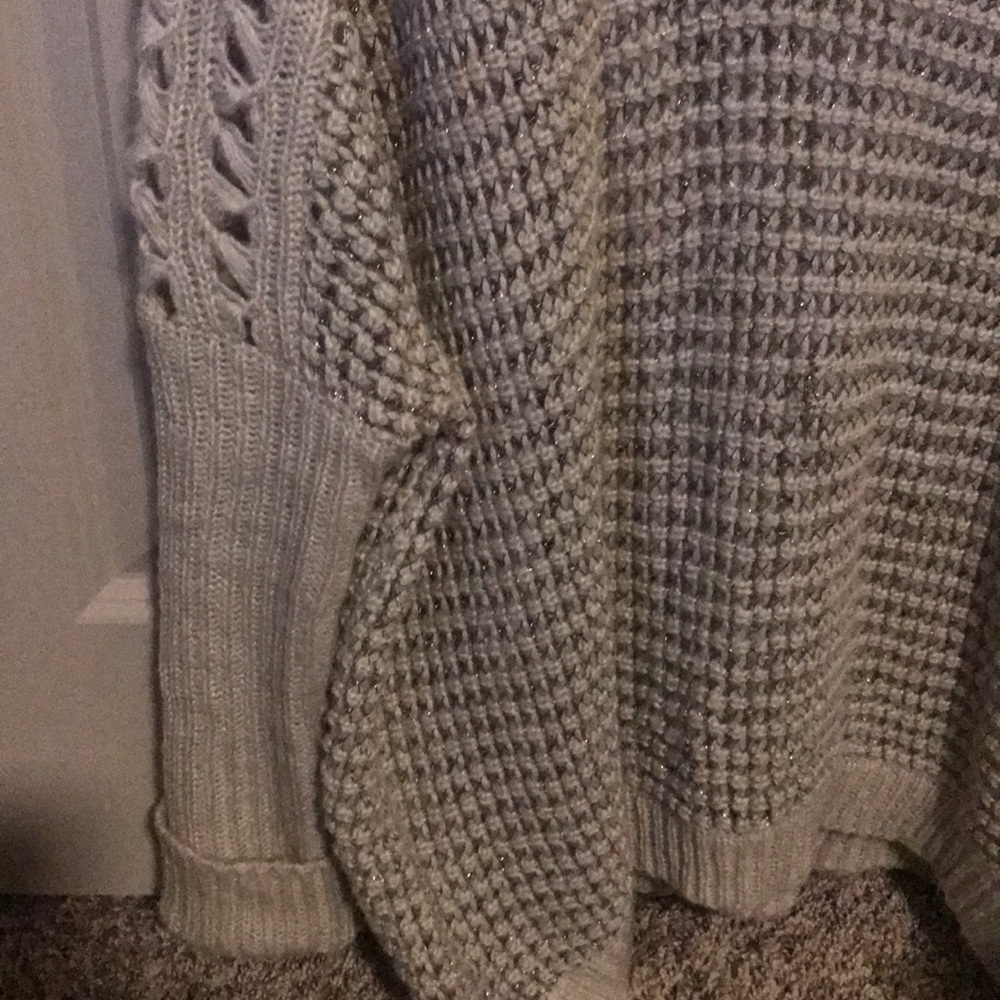 Sweater - Picture 2 of 5